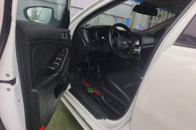 Used Kia K5 2014 2.0L Automatic LUXURY Driver Seat