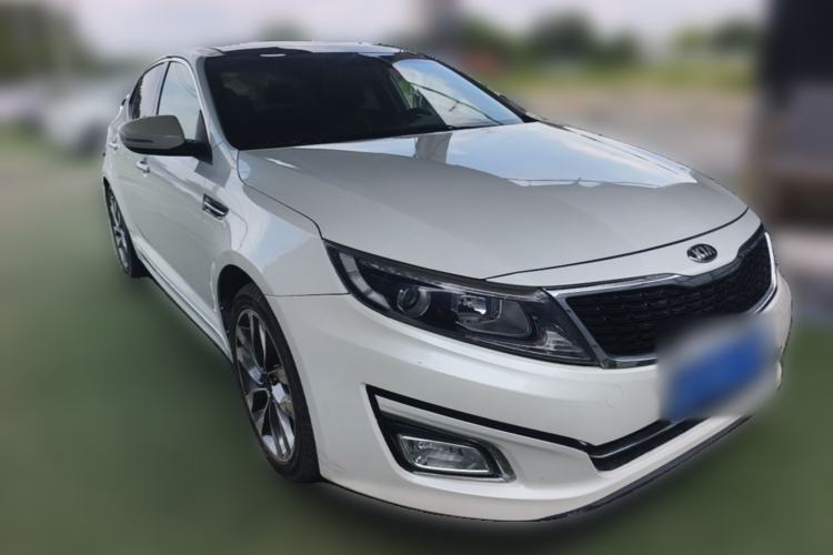 Used Kia K5 2014 2.0L Automatic LUXURY Front Right 45 Deg