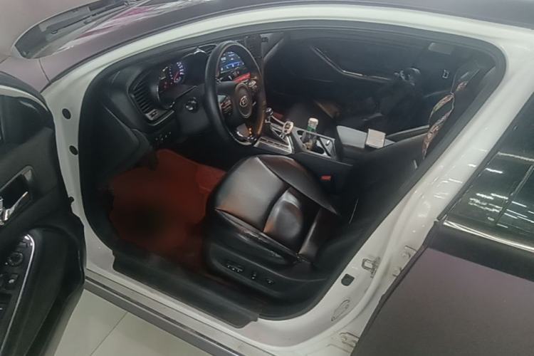 Used Kia K5 2014 2.0L Automatic LUXURY Driver Seat