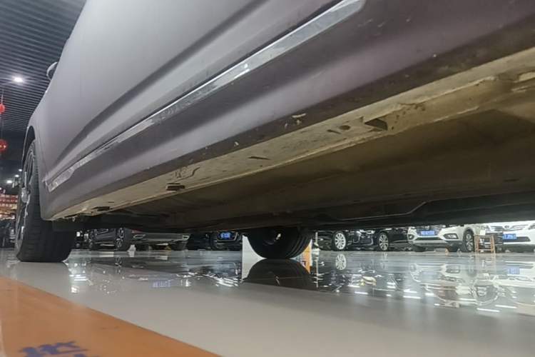 Used Kia K5 2014 2.0L Automatic LUXURY Right Side Sill