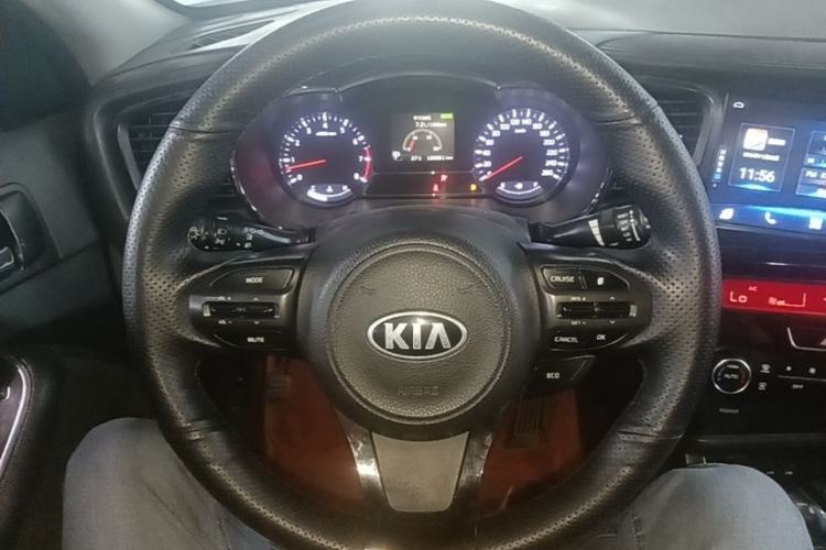 Used Kia K5 2014 2.0L Automatic LUXURY Steering Wheel