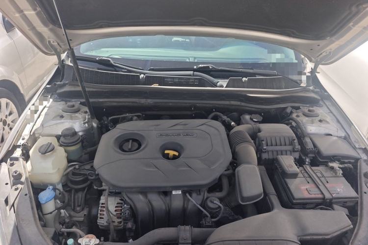 Used Kia K5 2014 2.0L Automatic LUXURY Engine Bay