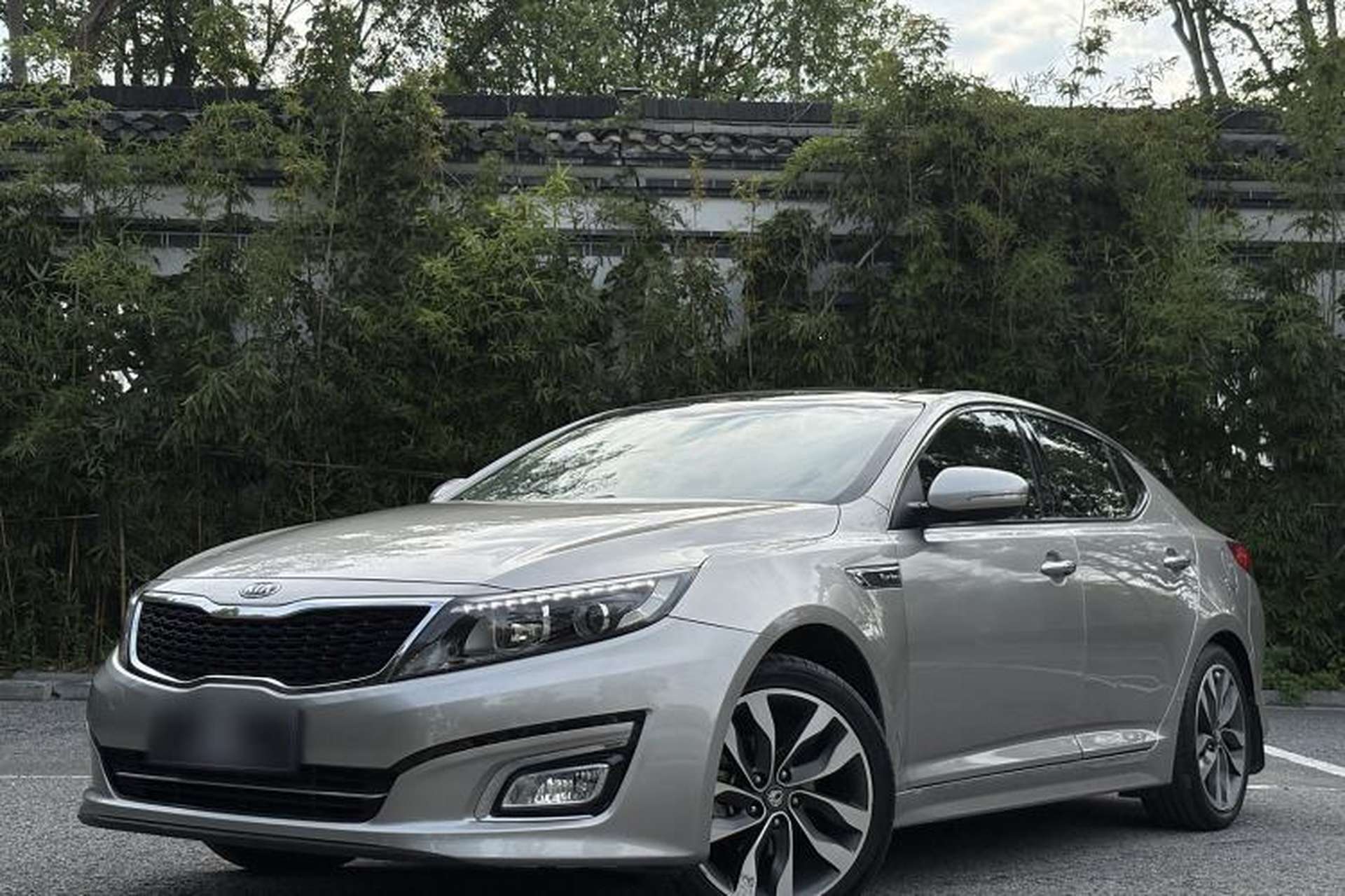 Used Kia K5 2014 2.0L Automatic LUXURY Front Left 45 Deg
