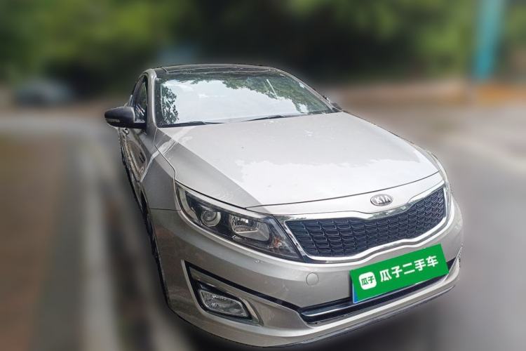 Used Kia K5 2014 2.0L Automatic LUXURY Front Right 45 Deg
