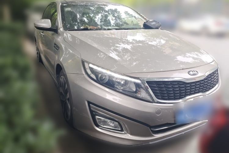 Used Kia K5 2014 2.0L Automatic LUXURY Front Right 45 Deg