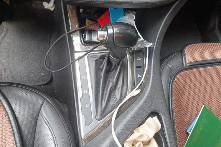Used Kia K5 2014 2.0L Automatic LUXURY Gear Lever