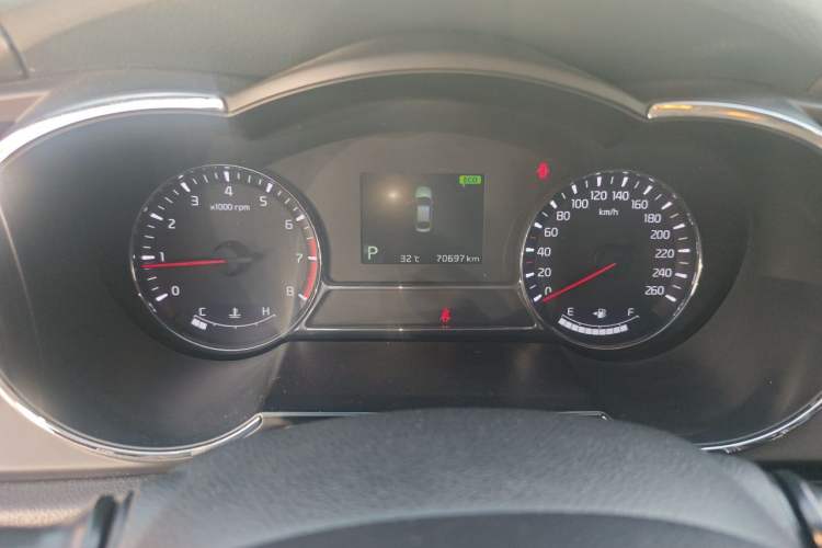 Used Kia K5 2014 2.0L Automatic LUXURY Instrument Cluster