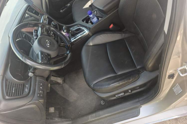 Used Kia K5 2014 2.0L Automatic LUXURY Left Front Seat