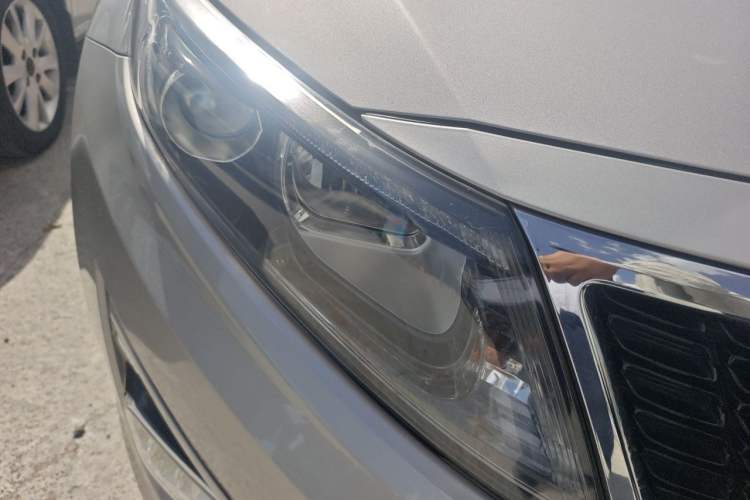 Used Kia K5 2014 2.0L Automatic LUXURY Right Front Headlight