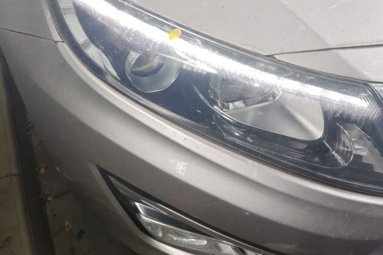 Used Kia K5 2014 2.0L Automatic LUXURY Right Front Headlight