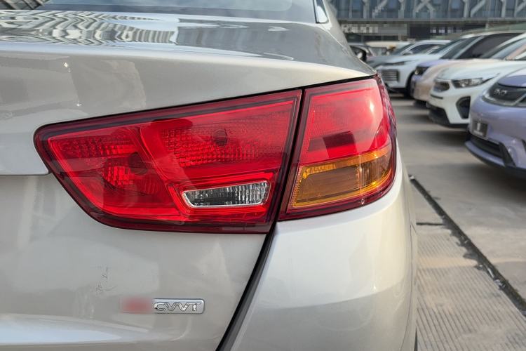 Used Kia K5 2014 2.0L Automatic LUXURY Right Rear Taillight