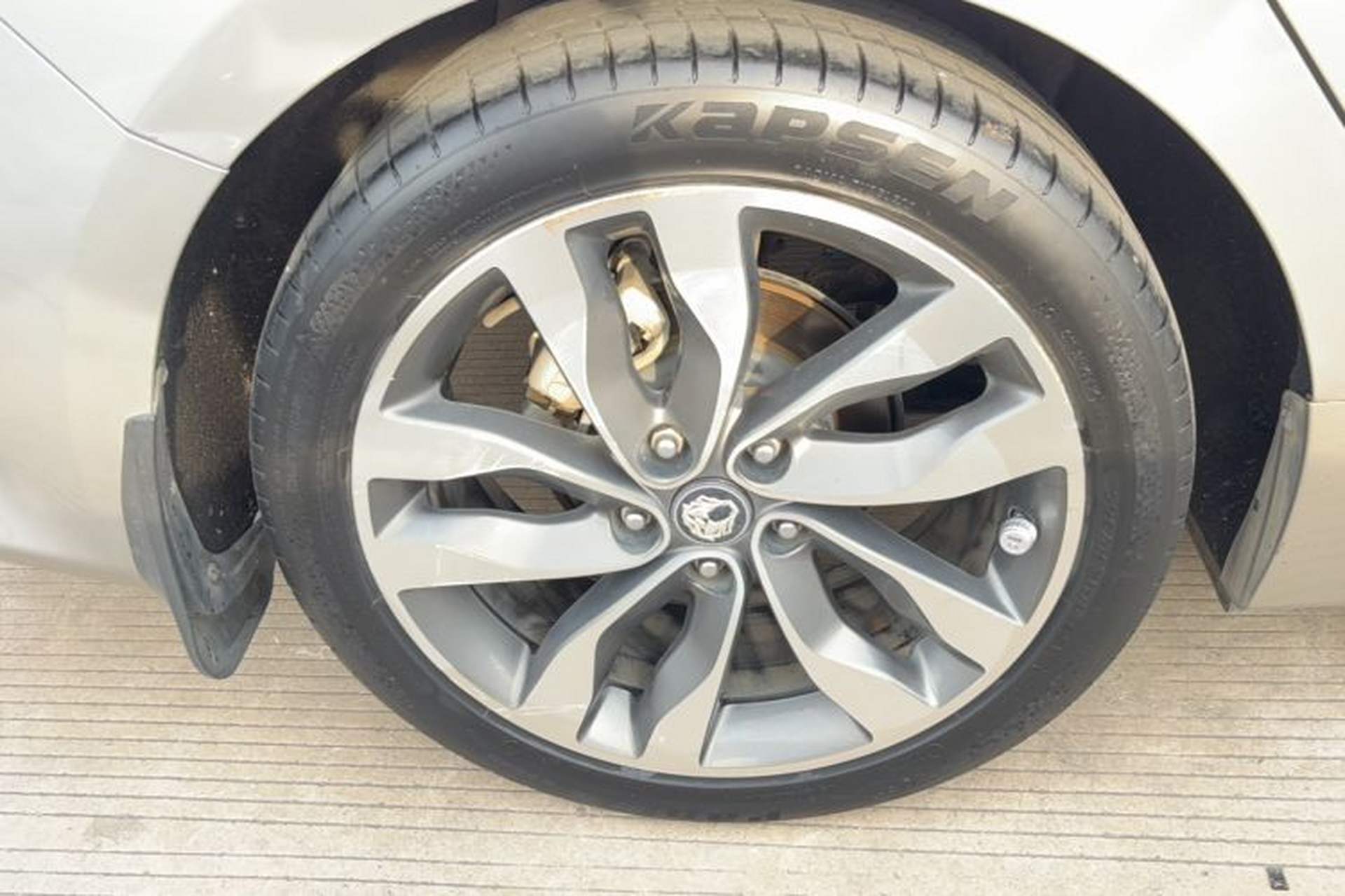 Used Kia K5 2014 2.0L Automatic LUXURY Right Rear Wheel Hub