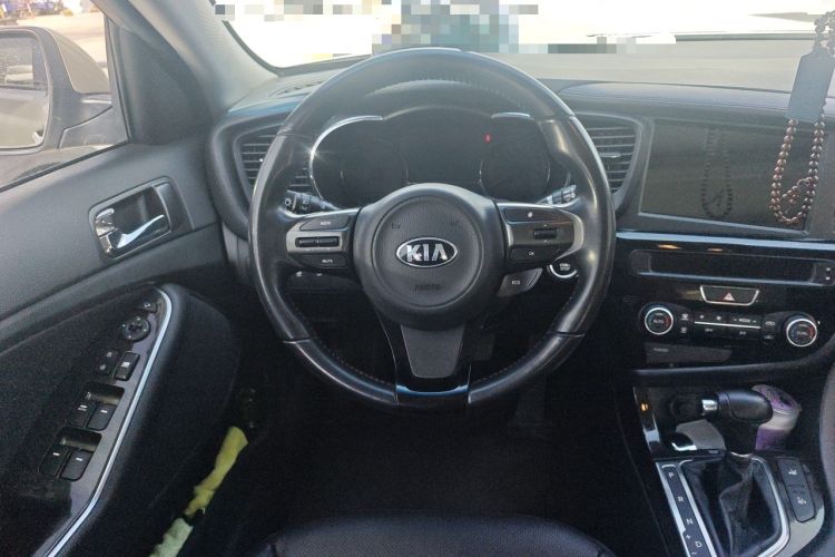 Used Kia K5 2014 2.0L Automatic LUXURY Steering Wheel