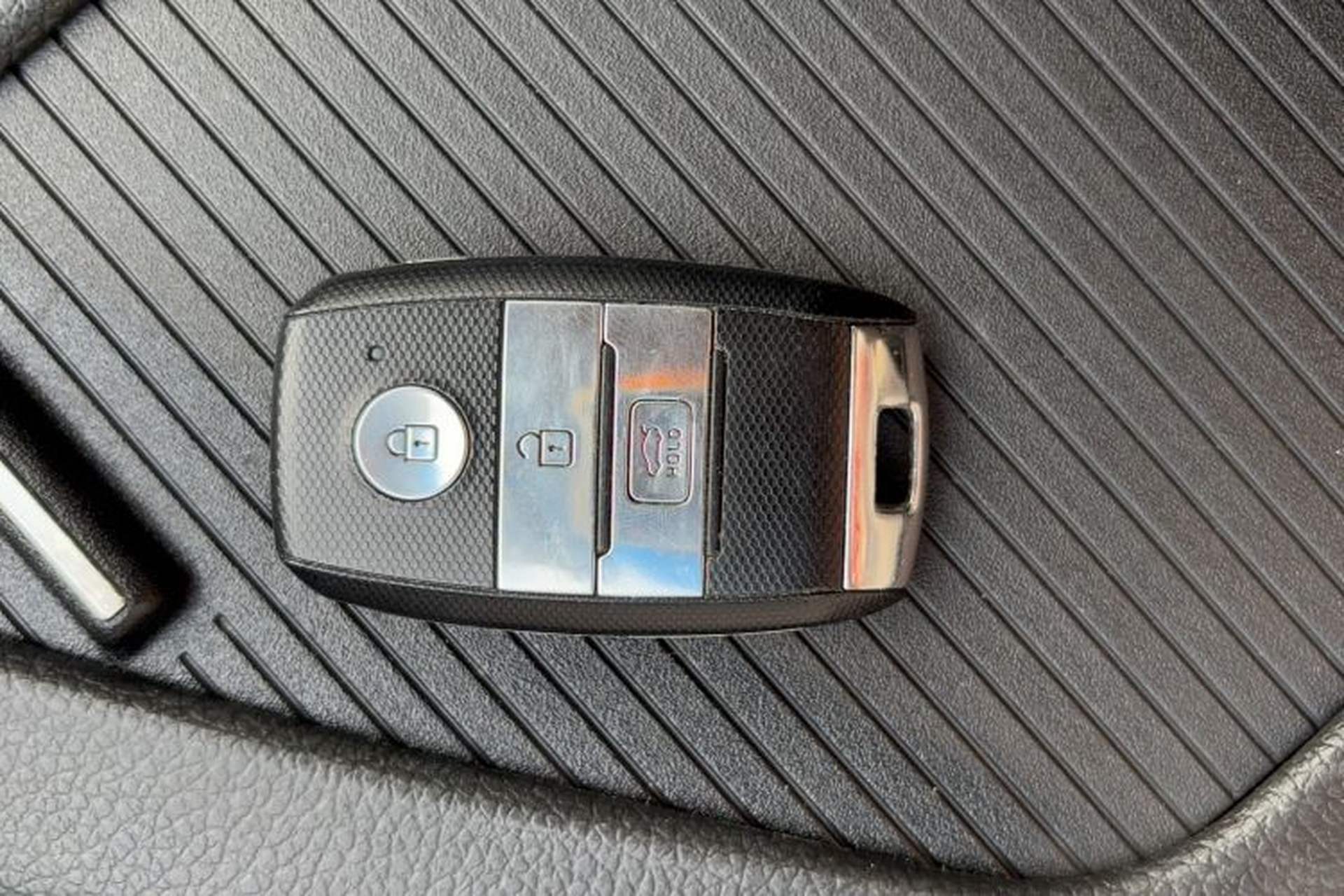 Used Kia K5 2014 2.0L Automatic LUXURY Vehicle Key