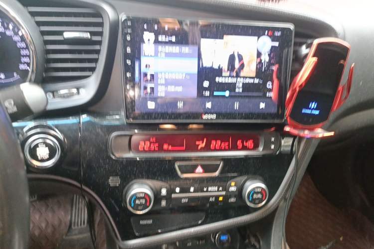 Used Kia K5 2014 2.0L Automatic LUXURY Audio And AC Panel