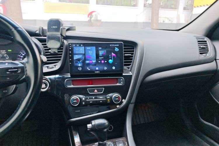 Used Kia K5 2014 2.0L Automatic LUXURY Audio And AC Panel