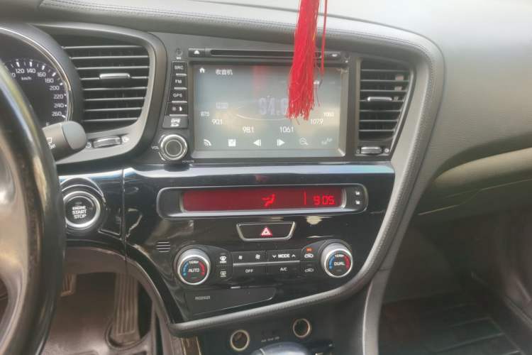 Used Kia K5 2014 2.0L Automatic LUXURY Audio And AC Panel