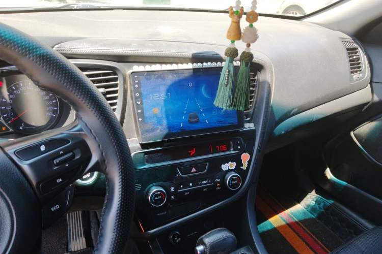 Used Kia K5 2014 2.0L Automatic LUXURY Audio And AC Panel