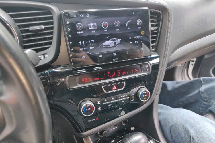Used Kia K5 2014 2.0L Automatic LUXURY Audio And AC Panel