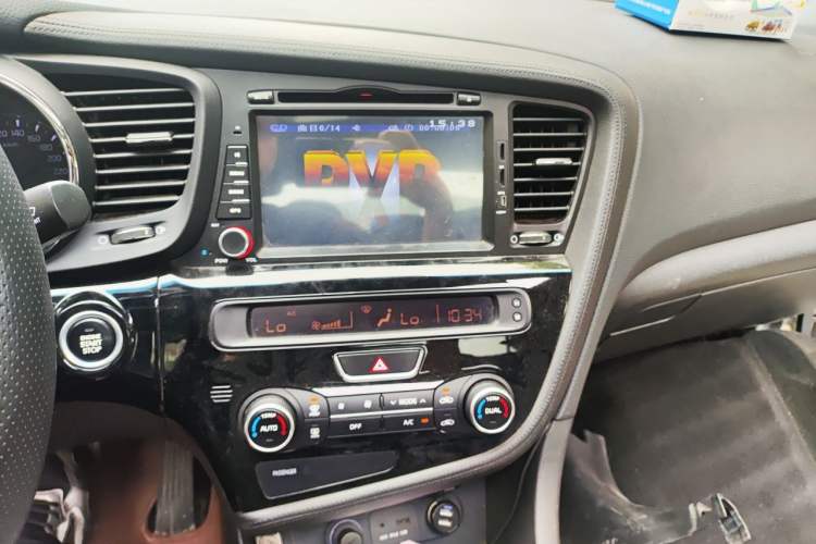 Used Kia K5 2014 2.0L Automatic LUXURY Audio And AC Panel