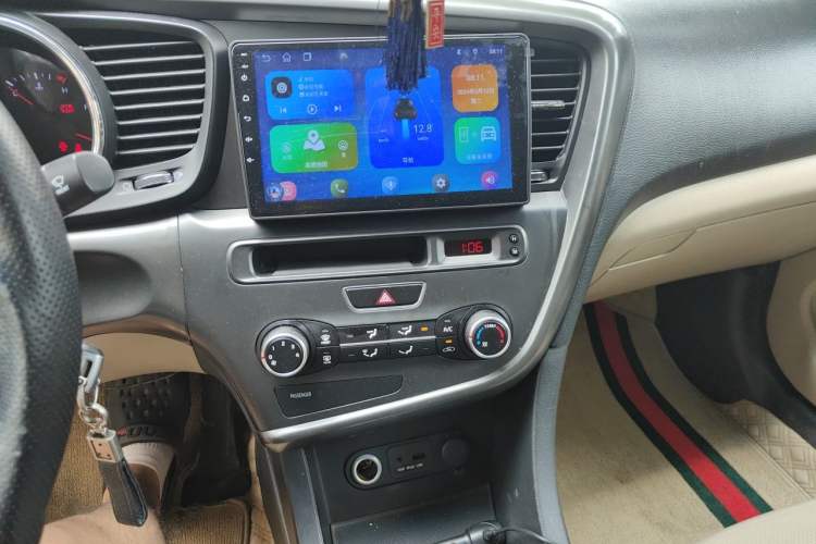 Used Kia K5 2014 2.0L Manual GL Audio And AC Panel