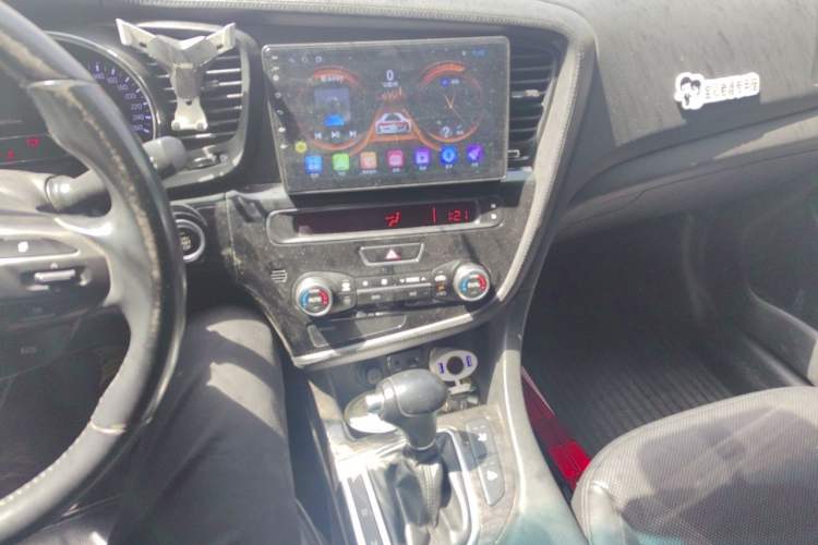 Used Kia K5 2014 2.0L Automatic LUXURY Audio And AC Panel