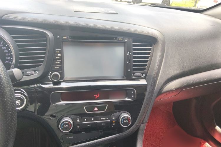 Used Kia K5 2014 2.0L Automatic LUXURY Audio And AC Panel