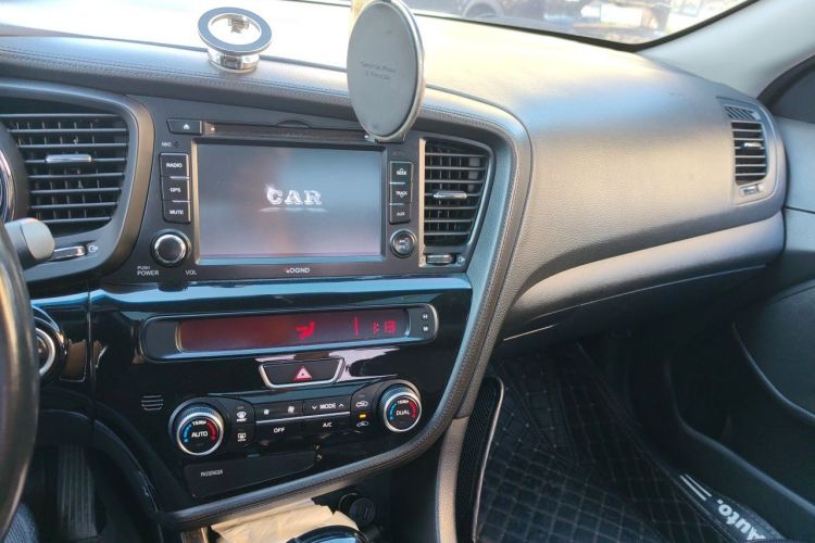 Used Kia K5 2014 2.0L Automatic LUXURY Audio And AC Panel