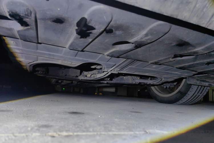 Used Kia K5 2014 2.0L Automatic PREMIUM Chassis Front