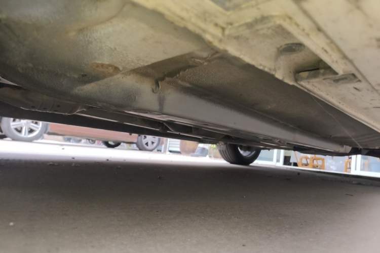 Used Kia K5 2014 2.0L Automatic LUXURY Chassis Front Left