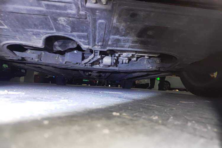 Used Kia K5 2014 2.0L Automatic LUXURY Chassis Front