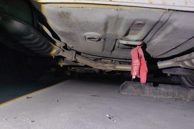 Used Kia K5 2014 2.0L Automatic PREMIUM Chassis Rear