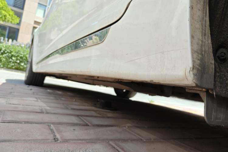 Used Kia K5 2014 2.0L Automatic LUXURY Chassis Rear Left