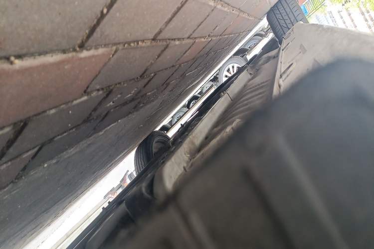 Used Kia K5 2014 2.0L Automatic LUXURY Chassis Rear Left