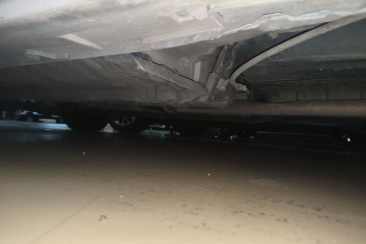 Used Kia K5 2014 2.0L Automatic LUXURY Chassis Rear Left