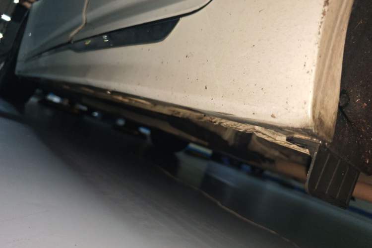 Used Kia K5 2014 2.0L Automatic LUXURY Chassis Rear Left