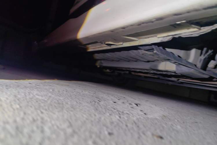 Used Kia K5 2014 2.0L Automatic PREMIUM Chassis Rear Left