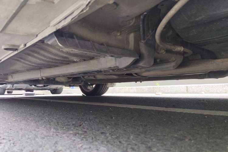 Used Kia K5 2014 2.0L Automatic LUXURY Chassis Rear Left