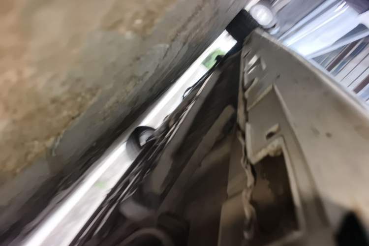 Used Kia K5 2014 2.0L Automatic LUXURY Chassis Rear Left