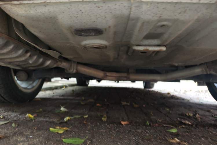 Used Kia K5 2014 2.0L Automatic LUXURY Chassis Rear Left