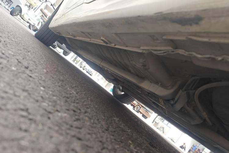 Used Kia K5 2014 2.0L Automatic LUXURY Chassis Rear Left