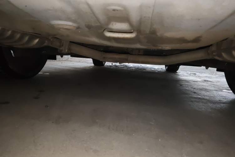 Used Kia K5 2014 2.0L Automatic PREMIUM Chassis Rear