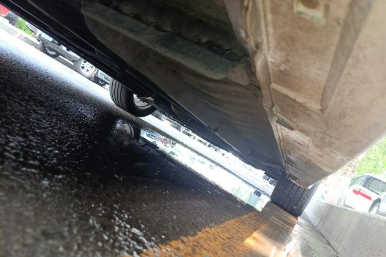 Used Kia K5 2014 2.0L Automatic LUXURY Chassis Rear Right