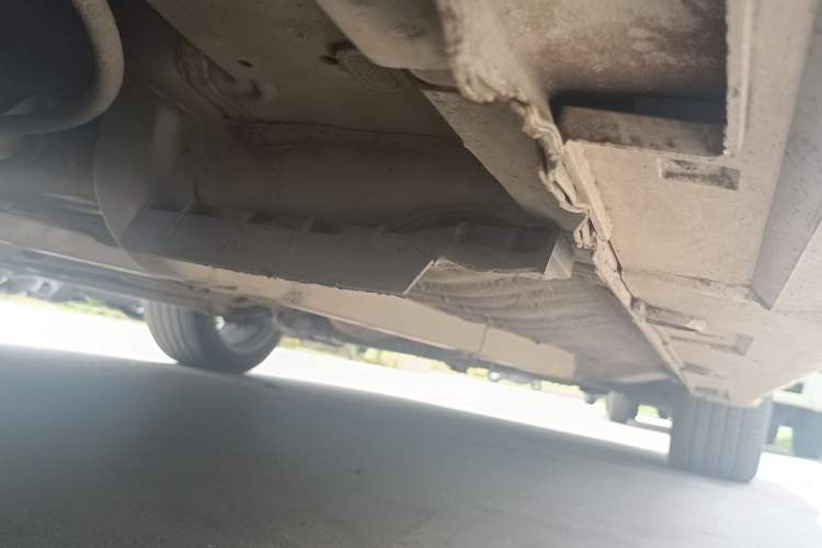 Used Kia K5 2014 2.0L Automatic LUXURY Chassis Rear Right