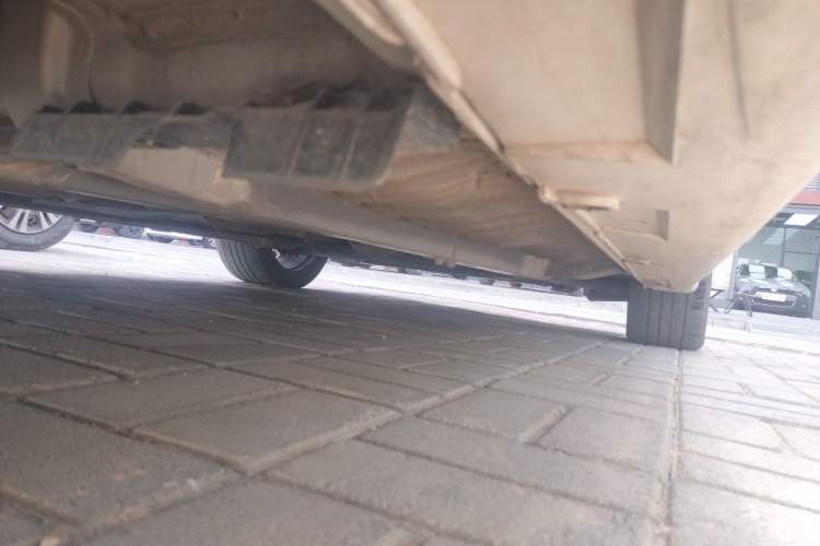 Used Kia K5 2014 2.0L Automatic LUXURY Chassis Rear Right