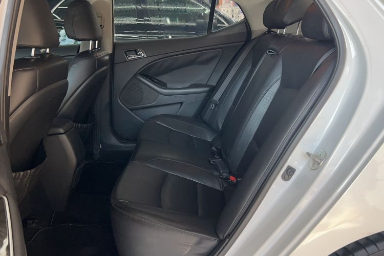Used Kia K5 2014 2.0L Automatic LUXURY Driver Seat