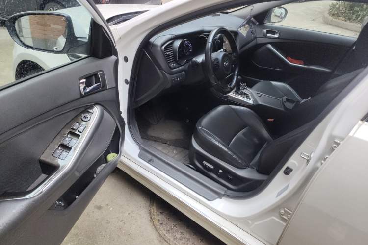Used Kia K5 2014 2.0L Automatic LUXURY Driver Seat