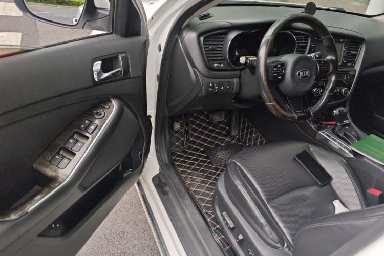 Used Kia K5 2014 2.0L Automatic LUXURY Driver Seat