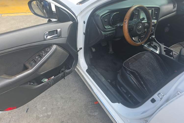 Used Kia K5 2014 2.0L Automatic LUXURY Driver Seat