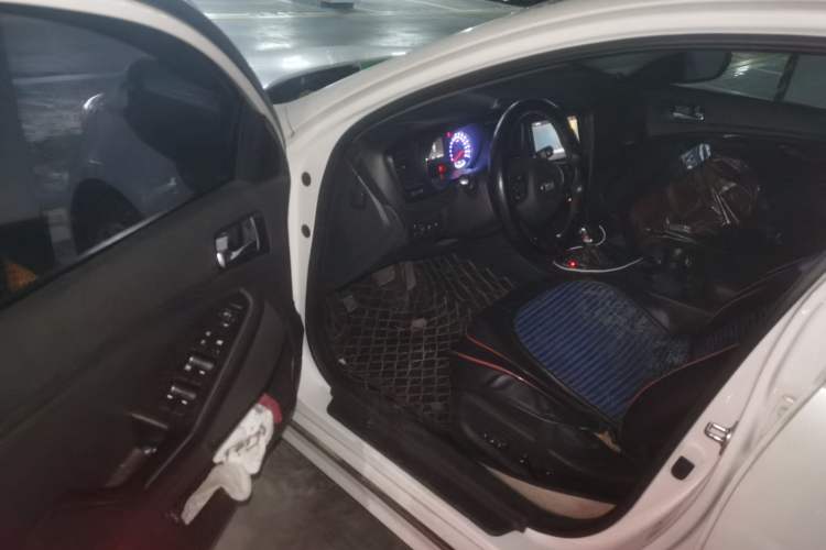 Used Kia K5 2014 2.0L Automatic LUXURY Driver Seat